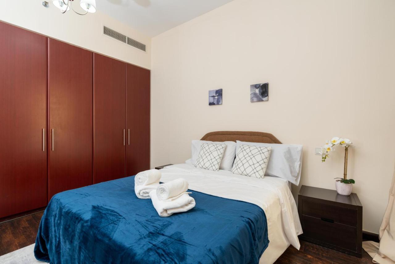 Spacious 5 Beds 3 Min From The Jbr Beach ドバイ エクステリア 写真