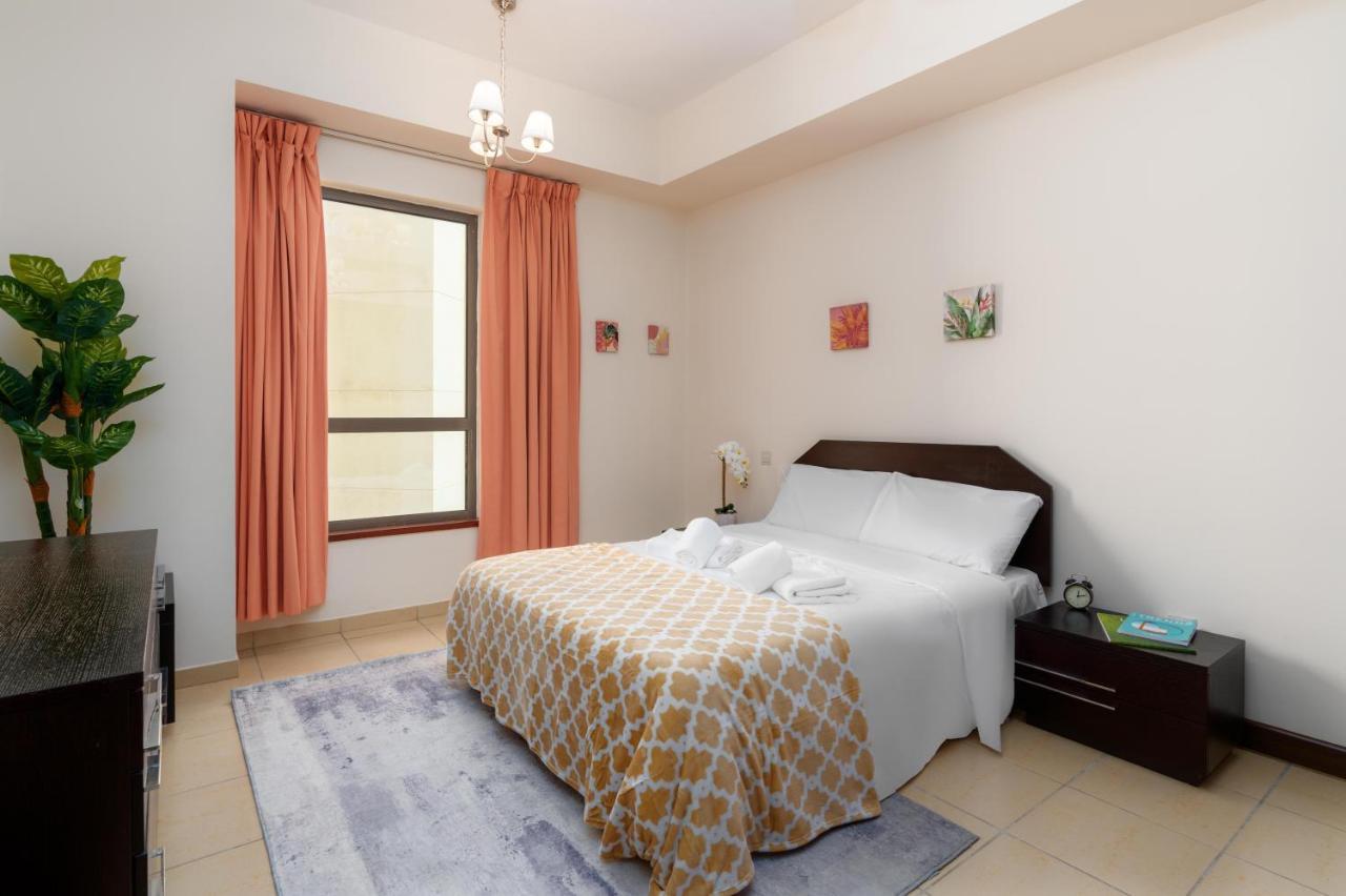 Spacious 5 Beds 3 Min From The Jbr Beach ドバイ エクステリア 写真